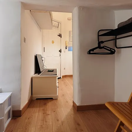 Buhardilla En Lavapies Cerca De Atocha Apartment Madrid Exterior photo