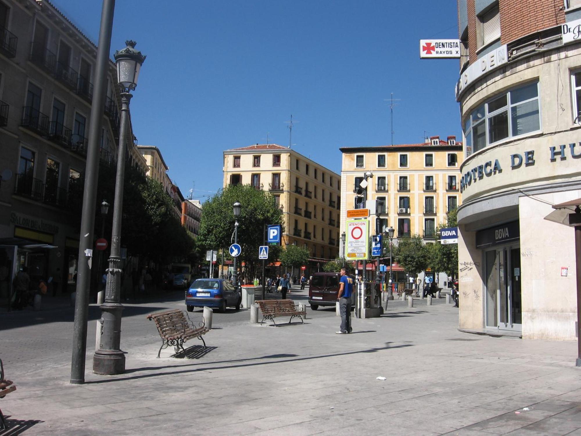 Apartament Buhardilla En Lavapies Cerca De Atocha *