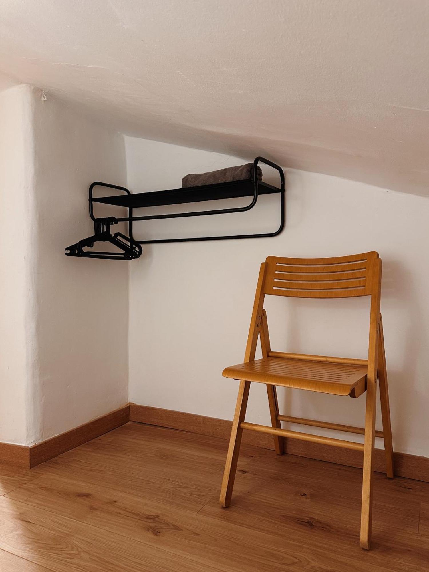 Buhardilla En Lavapies Cerca De Atocha Appartement